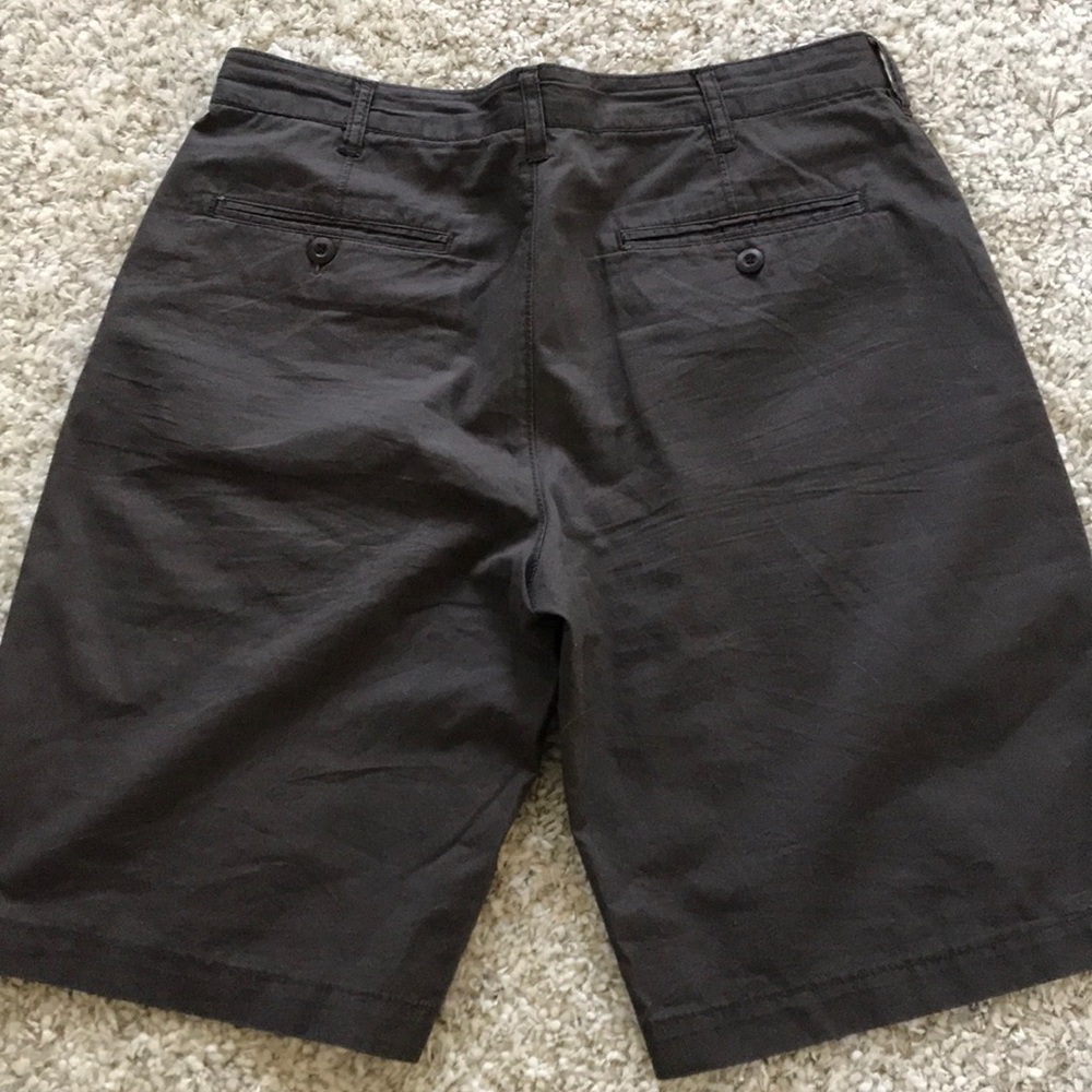 Shorts - Picture 2 of 3
